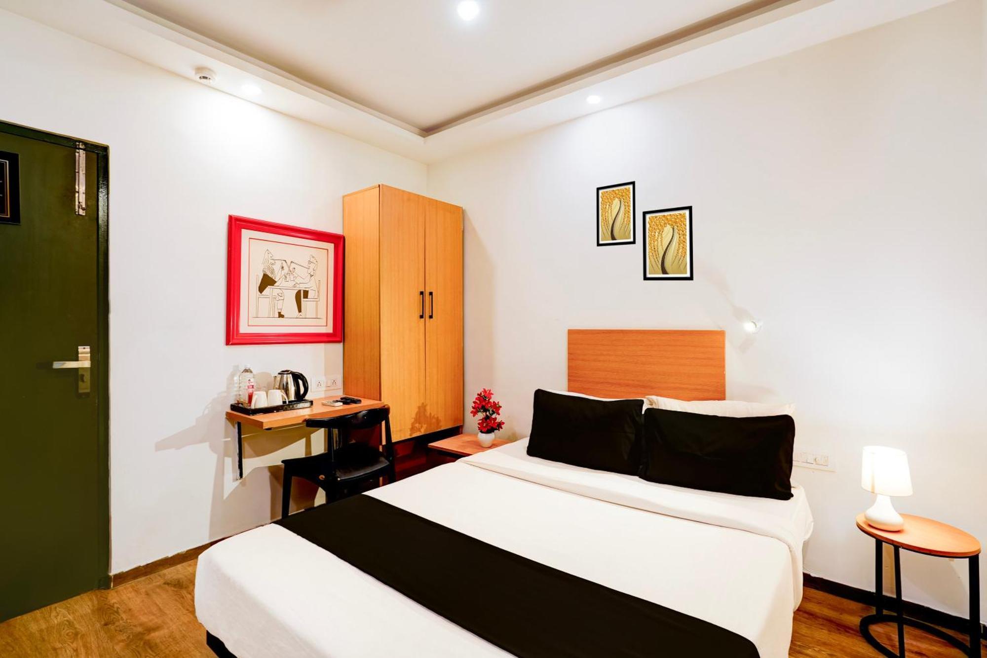 Super Townhouse Jayanagar Hotell Bangalore Eksteriør bilde