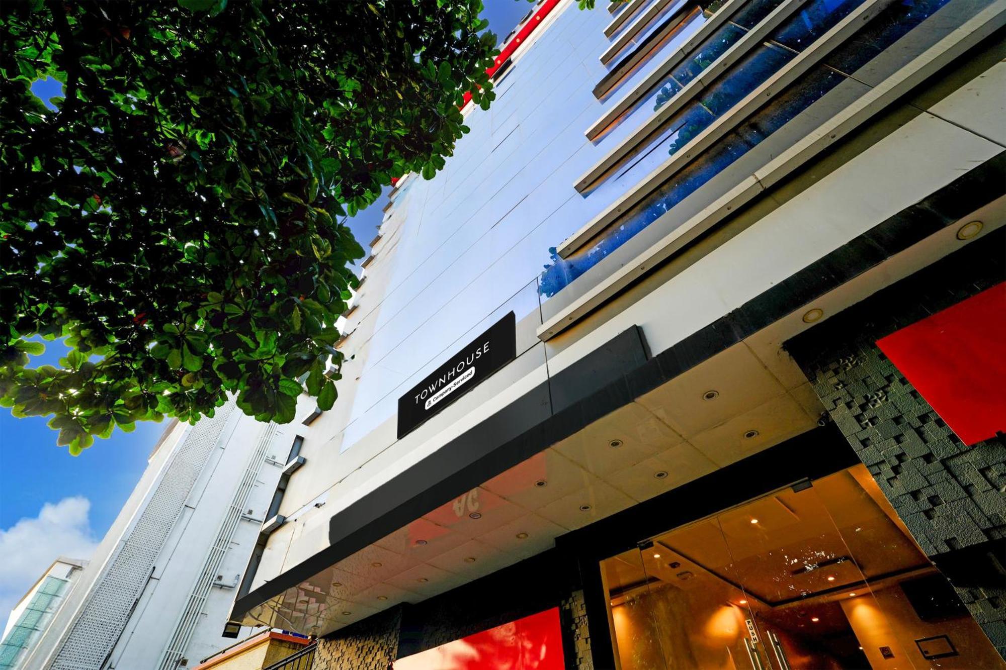 Super Townhouse Jayanagar Hotell Bangalore Eksteriør bilde